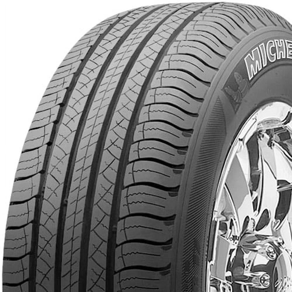 235/65R18 106T Touring Tire Q234328