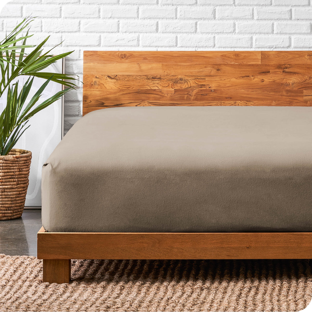 Twin Taupe Flannel Fitted Sheet D238