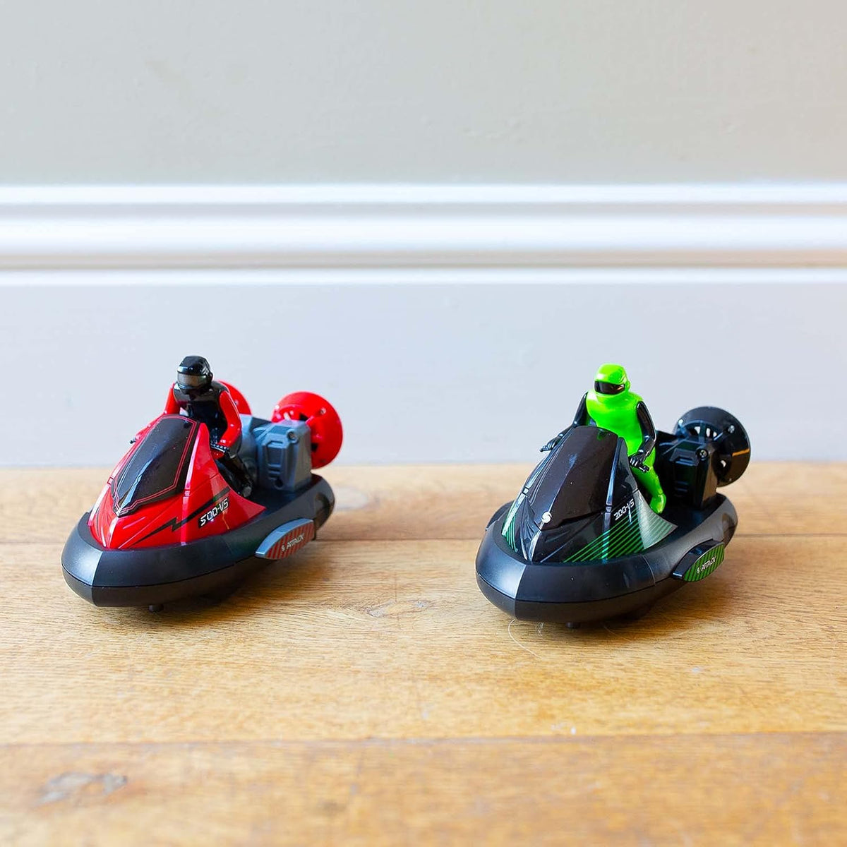 Multiplayer 2.4Ghz Remote Control Bumper Cars D92293
