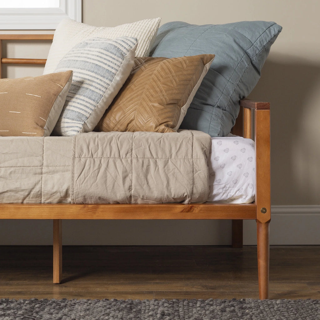 Solid Wood Spindle Daybed I84374
