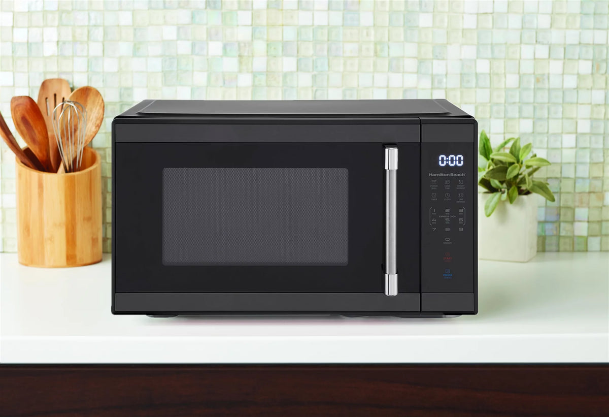 1.1 cu. ft. 1000 Watts Black Stainless Steel Microwave Oven P512013