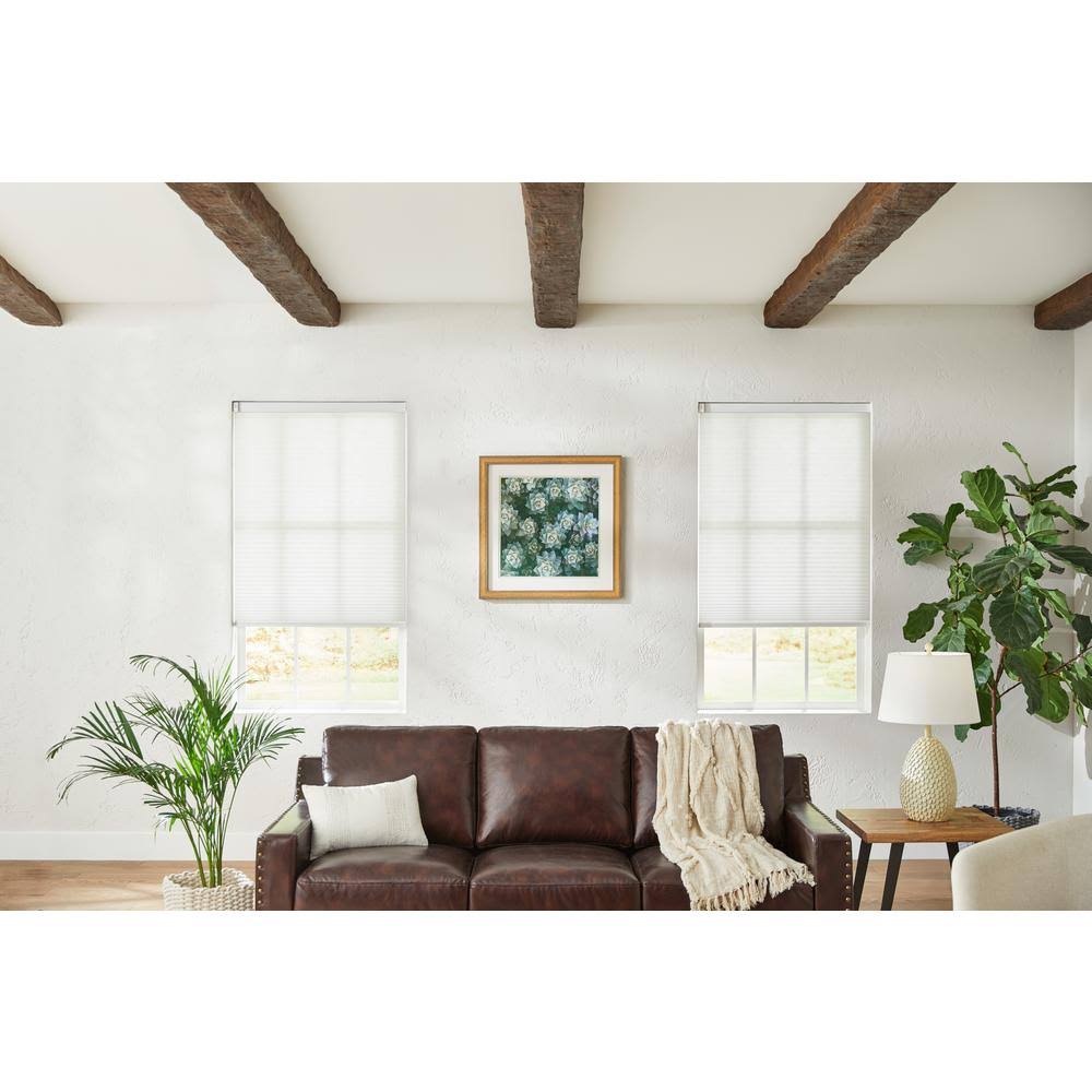 White Cordless Light Filtering Cellular Shade R55462