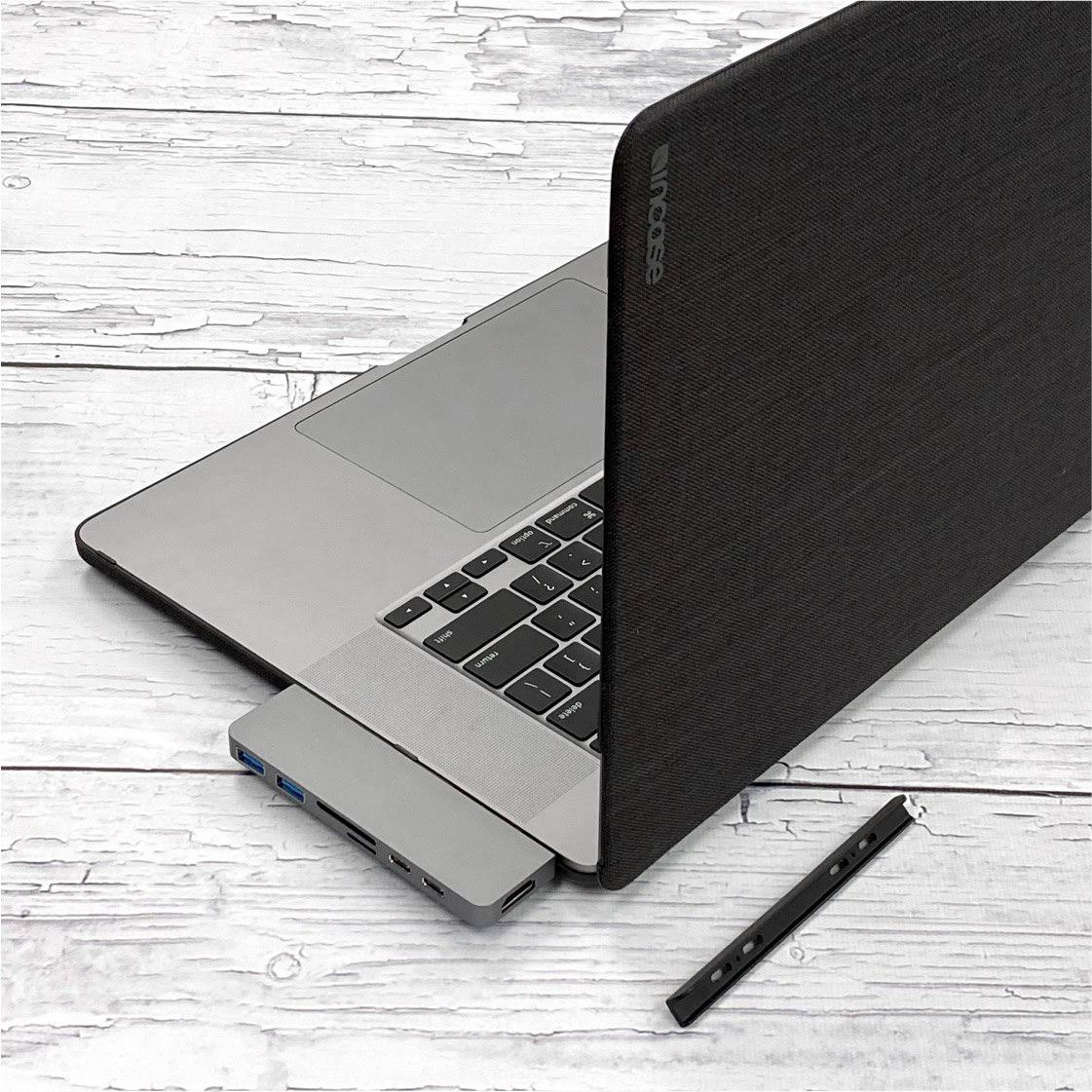 Dock R635092