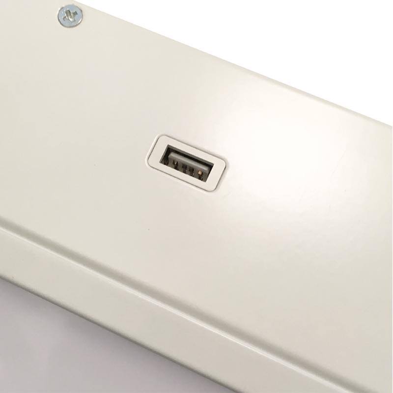 White Selectable CCT USB Port Undercabinet B762594