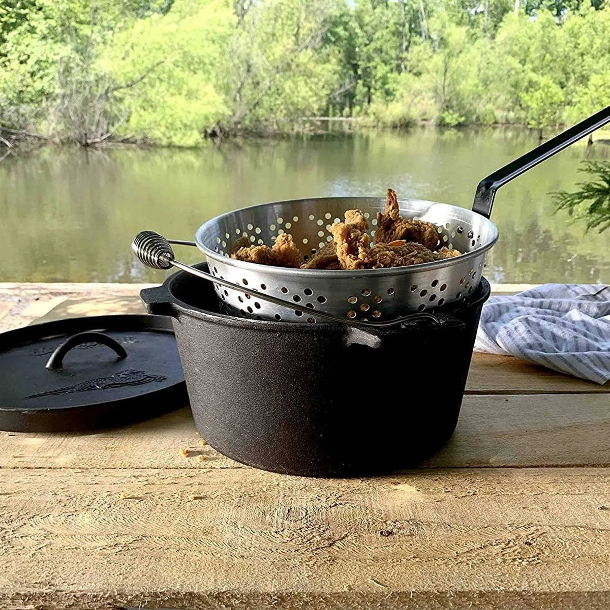 Cast Iron 14 Quart Dutch Oven with Basket R312028