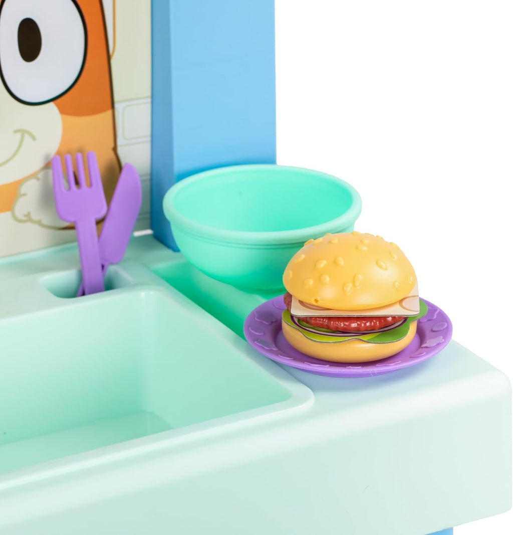 Cook with Chef Kitchen Playset with 20 Play Pieces D9215